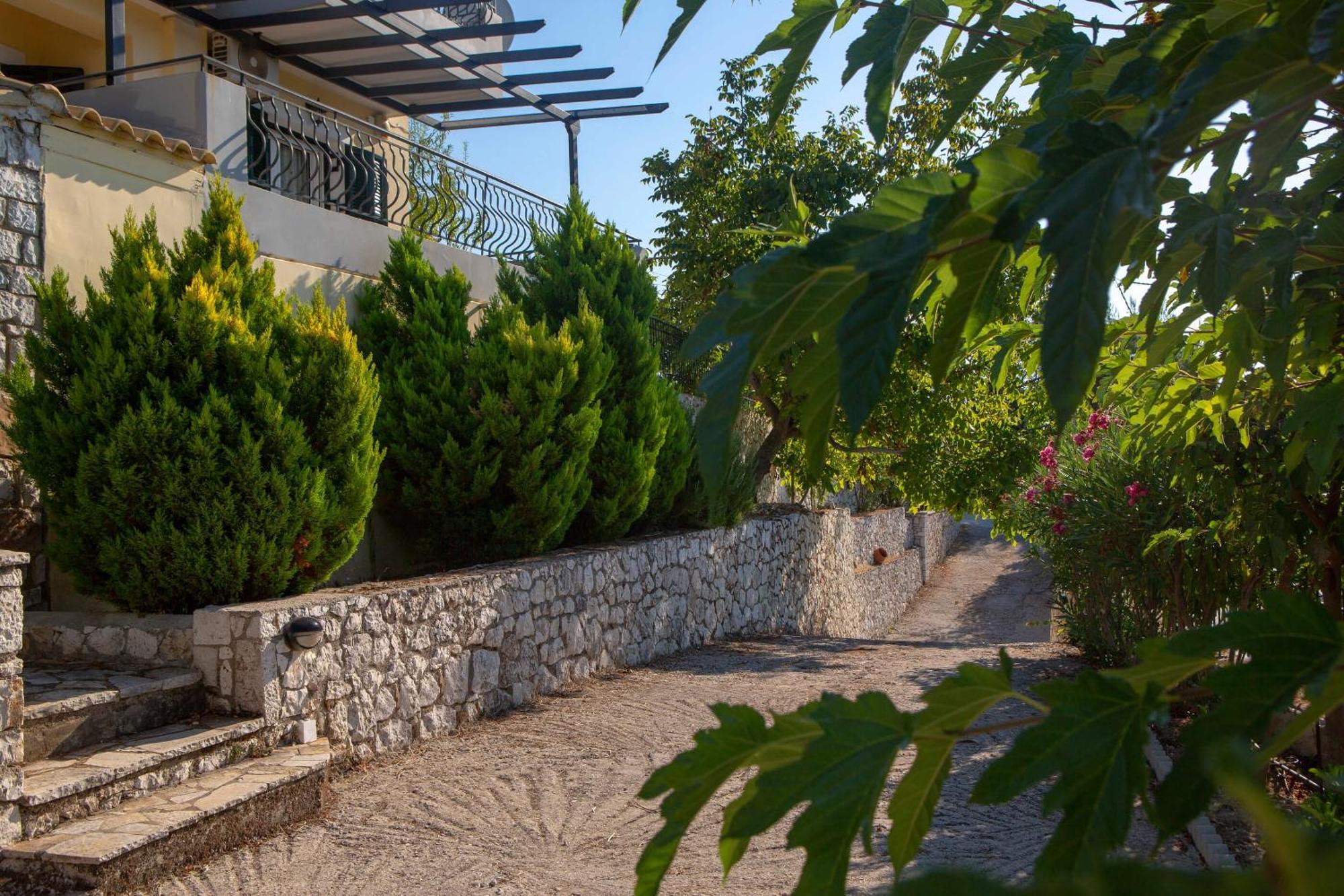 Natura Villas Drymon Exterior photo